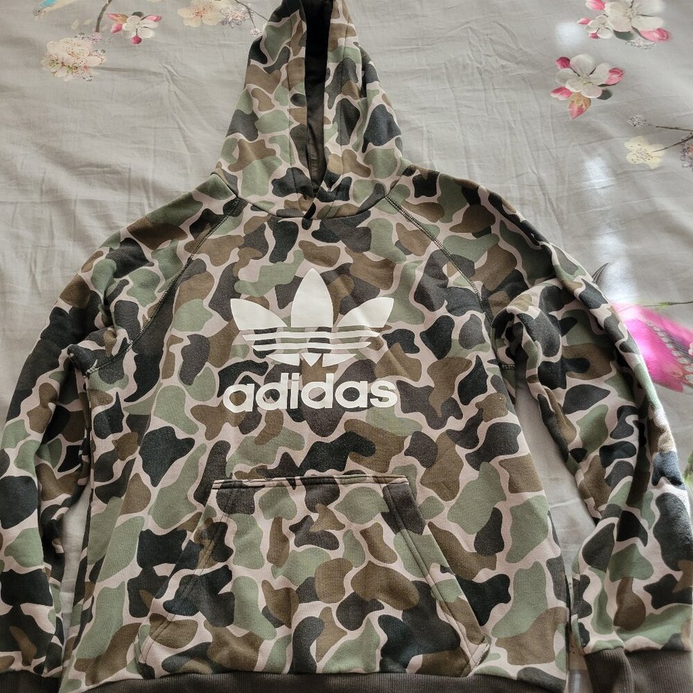Men's Small Camo Adidas Hoodie